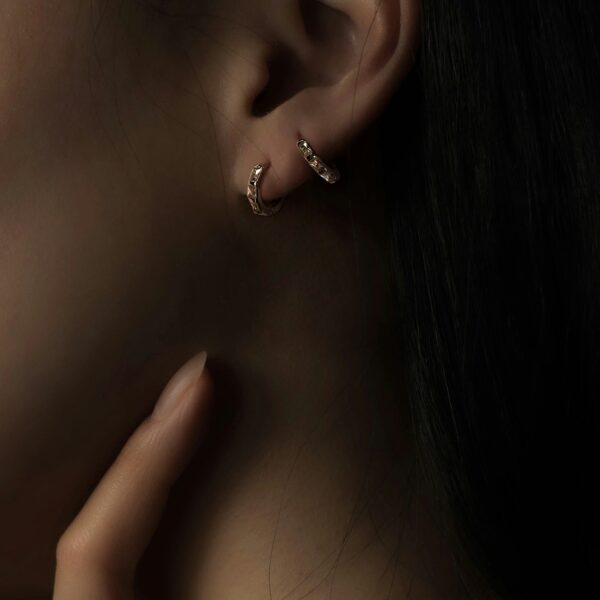 Solid 925 Sterling Silver Clove Zircon Huggie Earrings Silver - Image 3