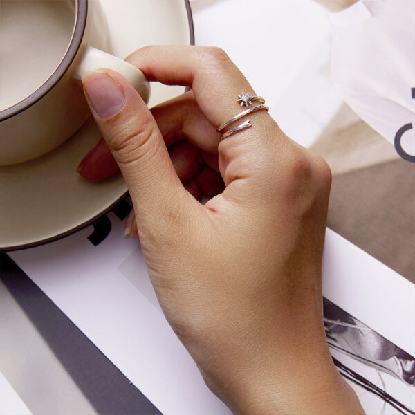 Solid 925 Sterling Silver Spinny Bloom Ring - Image 7
