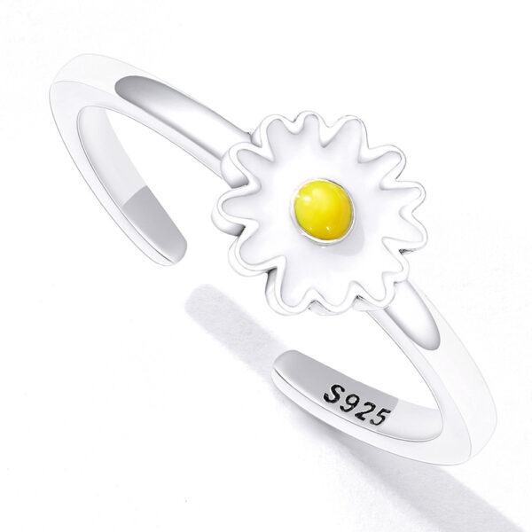 Solid 925 Sterling Silver Sunny-Side Up Daisy ring - Image 3