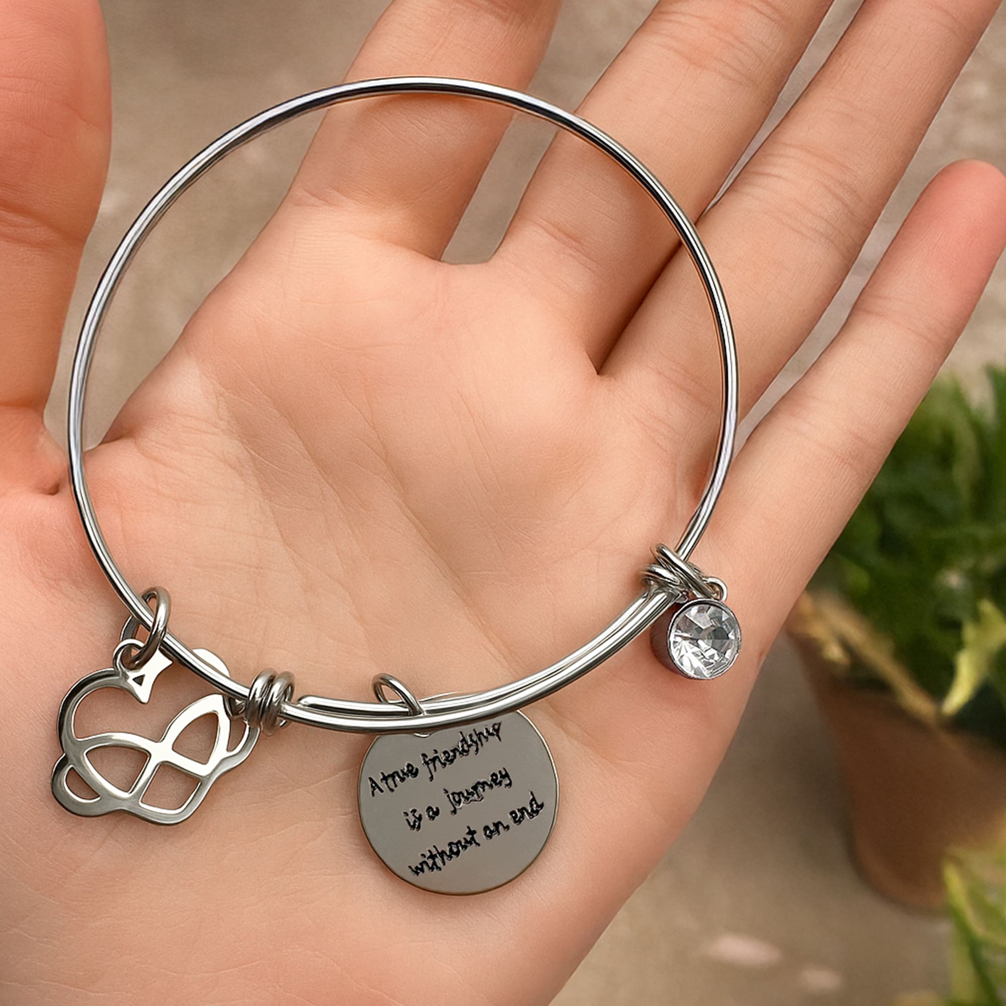 A True Friendship Inscriptions Adjustable Bracelet - Image 4