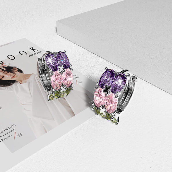 Huggie Earrings Madeline White Gold - Image 2