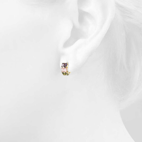 Huggie Earrings Madeline Gold - Image 4