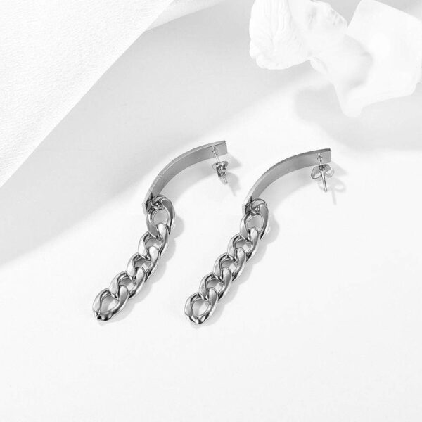 Royal Chain Stud Earrings in White Gold - Image 3