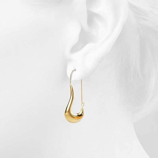 Dakota Chunky Gold Hoop Earrings - Image 6