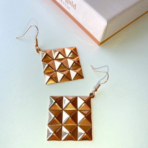 Fascination Geometric Diamond Shape Metallic  Earrings Rose Gold - Image 4