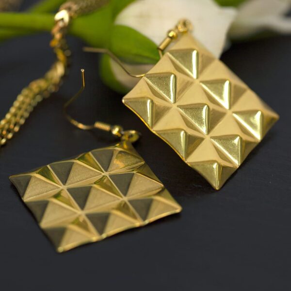 Fascination Geometric Style Diamond Shape Metallic Earrings Gold - Image 3