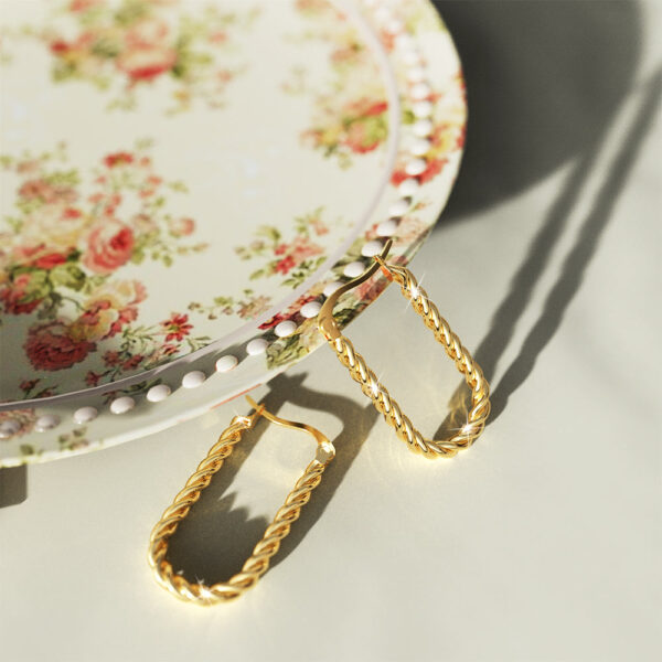 Chic Gold Dangle Earrings - Image 3