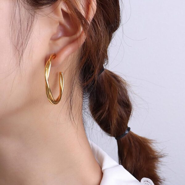 Elsa Gold Stud Earrings - Image 7