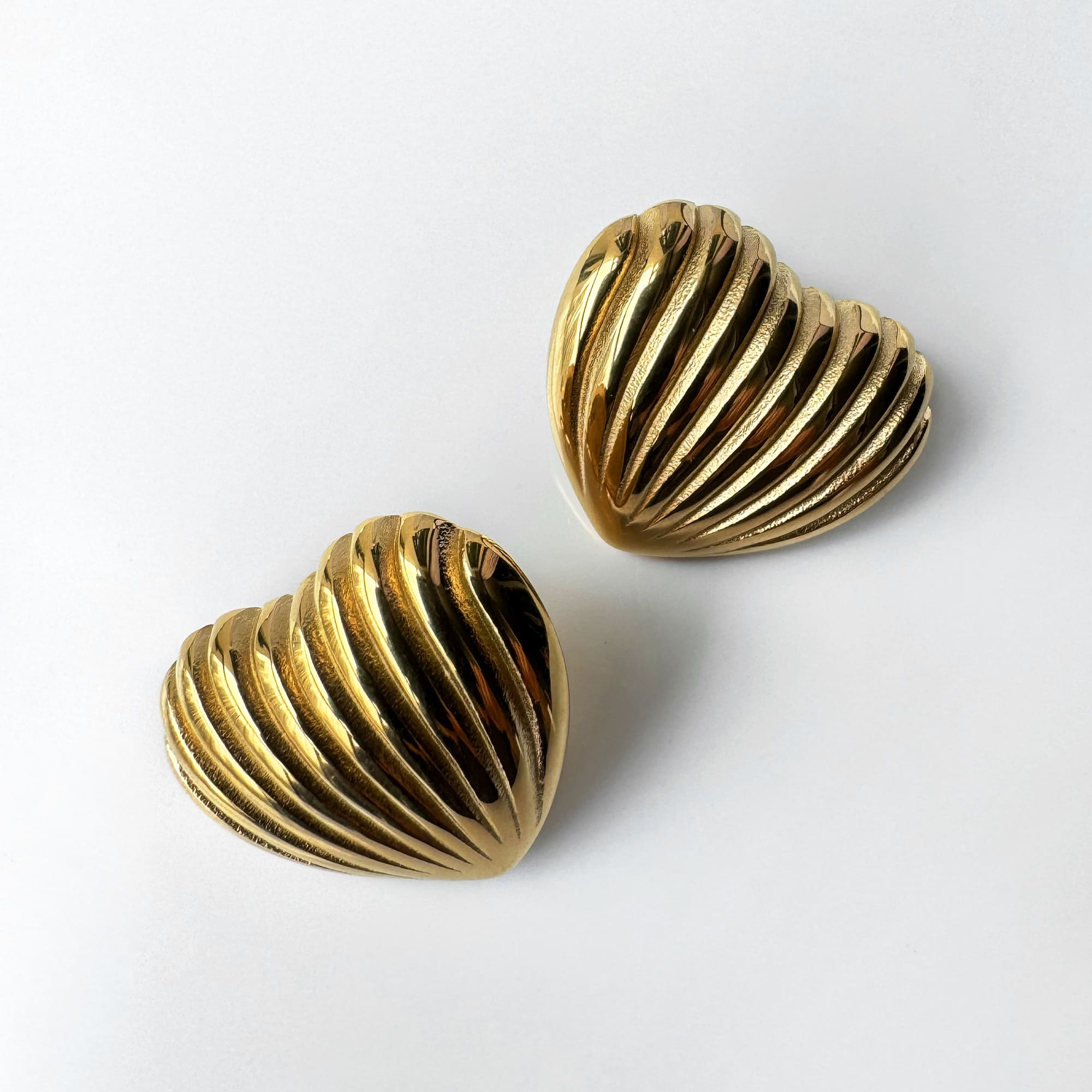 Ridged Heart Gold layered Stud Earrings - Image 7