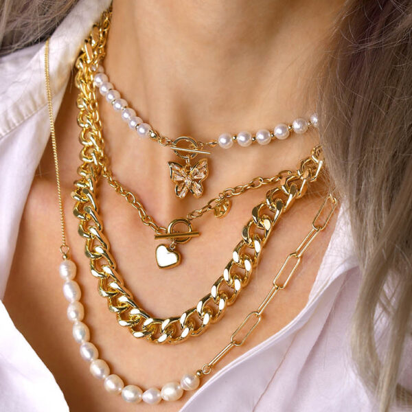 Pearl Butterfly Toggle Closure Choker Necklace in Gold - Image 7