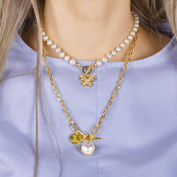 Dangling Pearl Heart Toggle Closure Necklace in Gold - Image 6