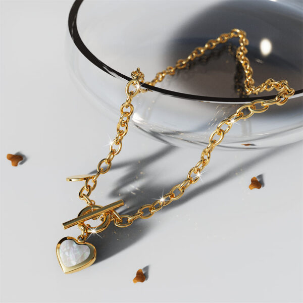 Gloria Chunky Heart Toggle Closure Necklace in Gold - Image 2