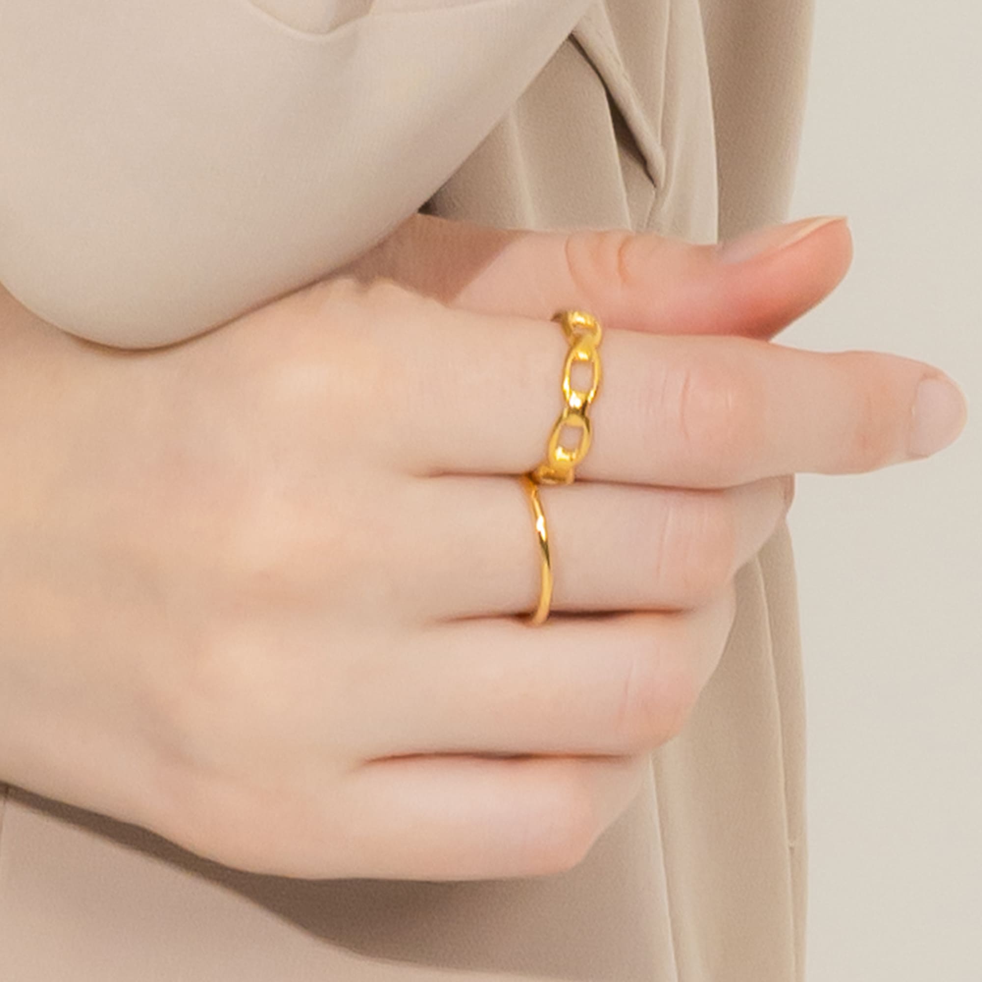 Adjustable Imperial Chain Link Ring in Gold - Image 6