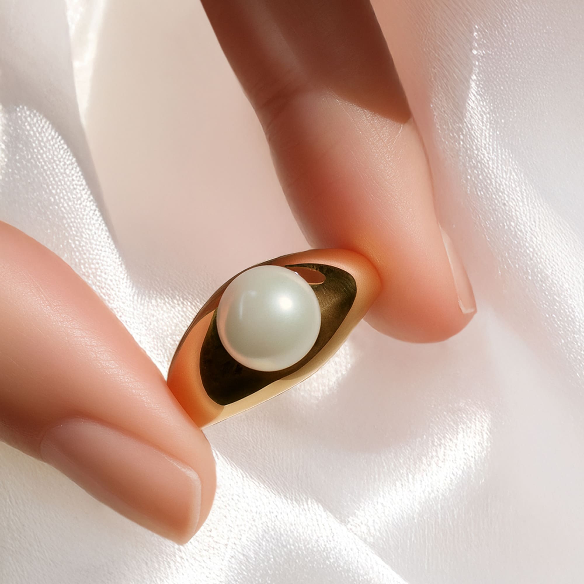 Pearl of the Sirens Gold Layered Ring - Image 5