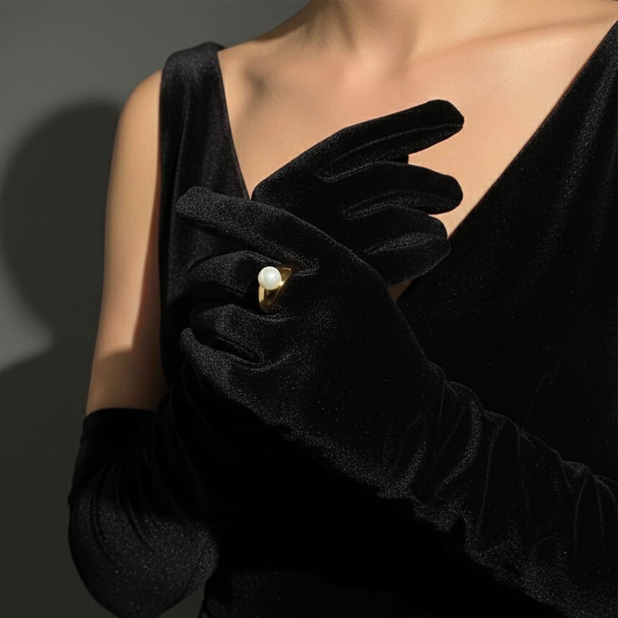 Pearl of the Sirens Gold Layered Ring - Image 7