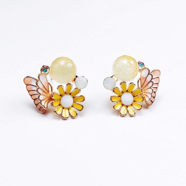 Butterfly Floral Stud Earrings - Image 4