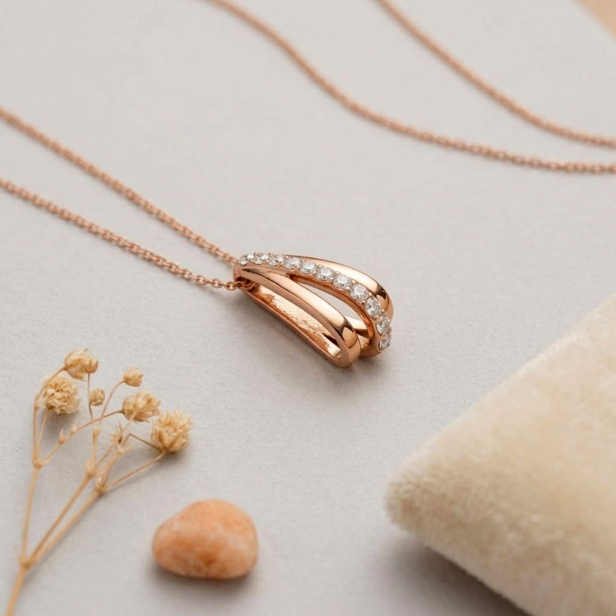 Sparkly Triple Round Necklace in Rose Gold Adorned With SWAROVSKI® Crystals - Image 4