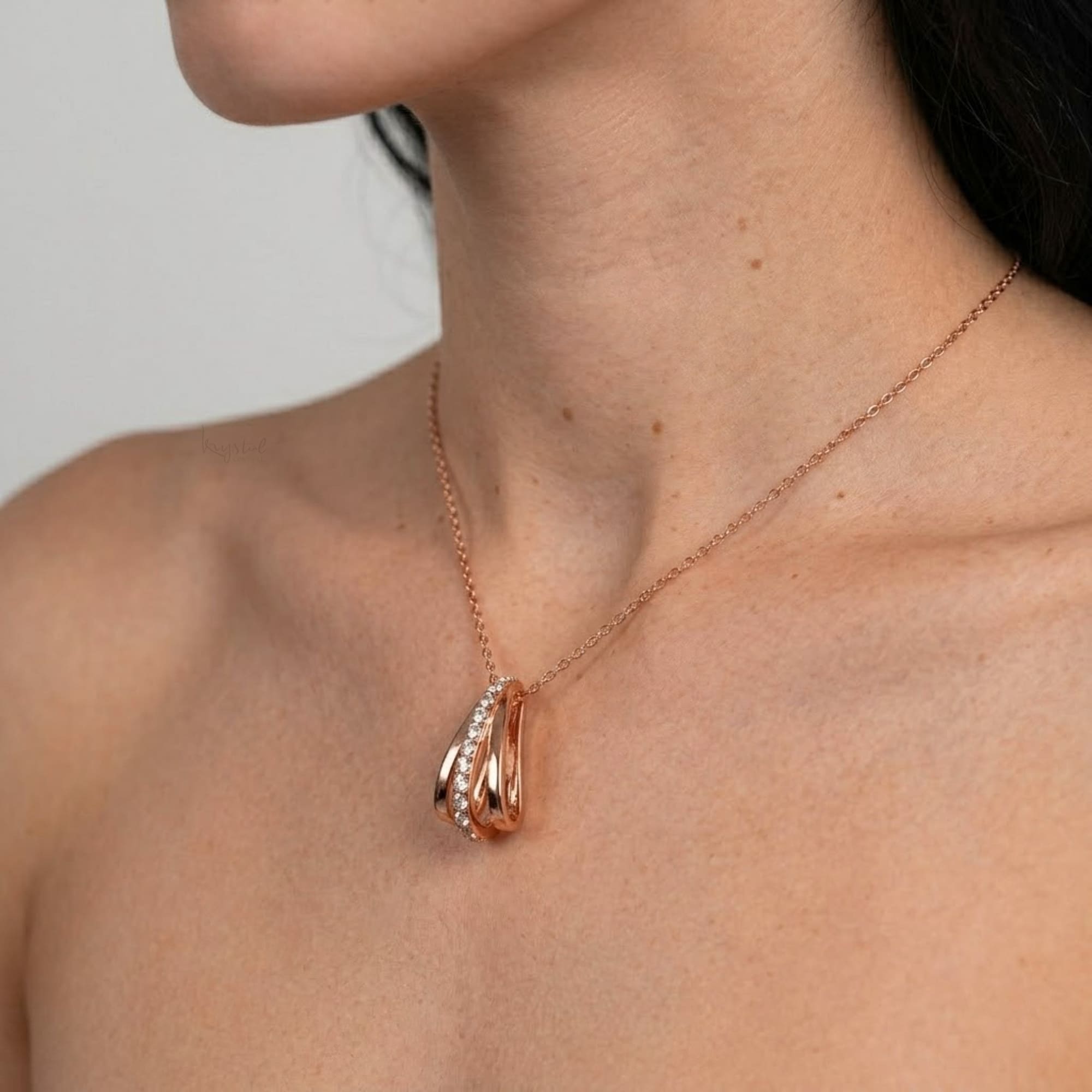 Sparkly Triple Round Necklace in Rose Gold Adorned With SWAROVSKI® Crystals - Image 6